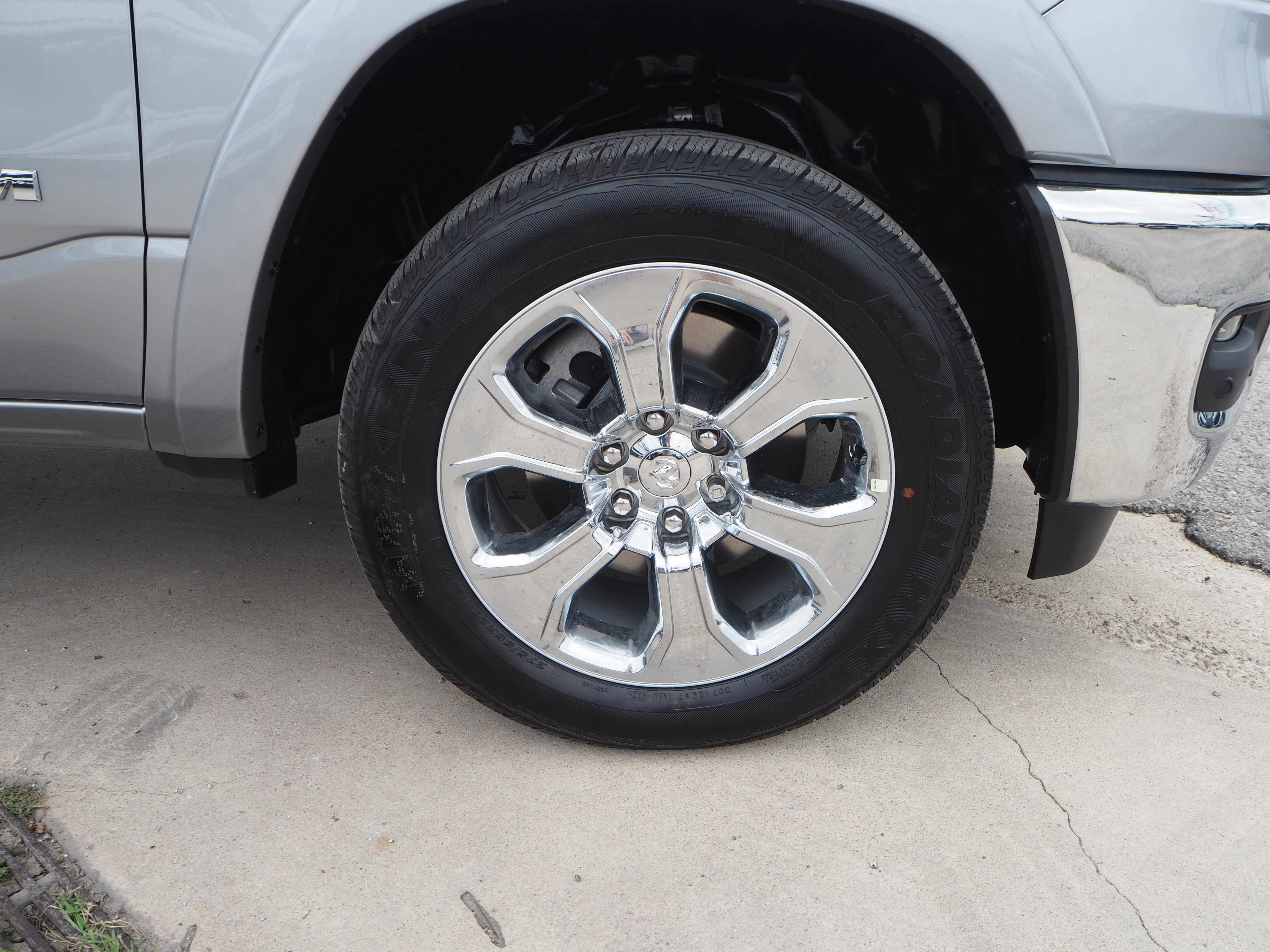 New 2025 RAM 1500 Lone Star image 4