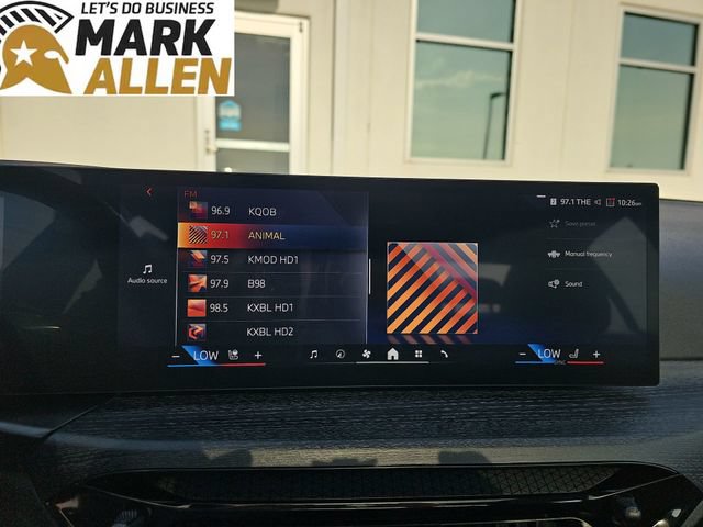 Used 2025 BMW 330i Sedan w/ Convenience Package RWD image 13