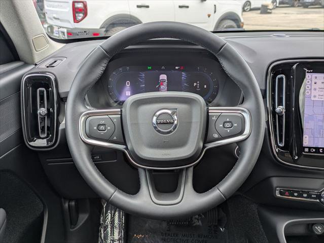 Used 2025 Volvo XC40 B5 Core w/ Protection Package Premier image 13