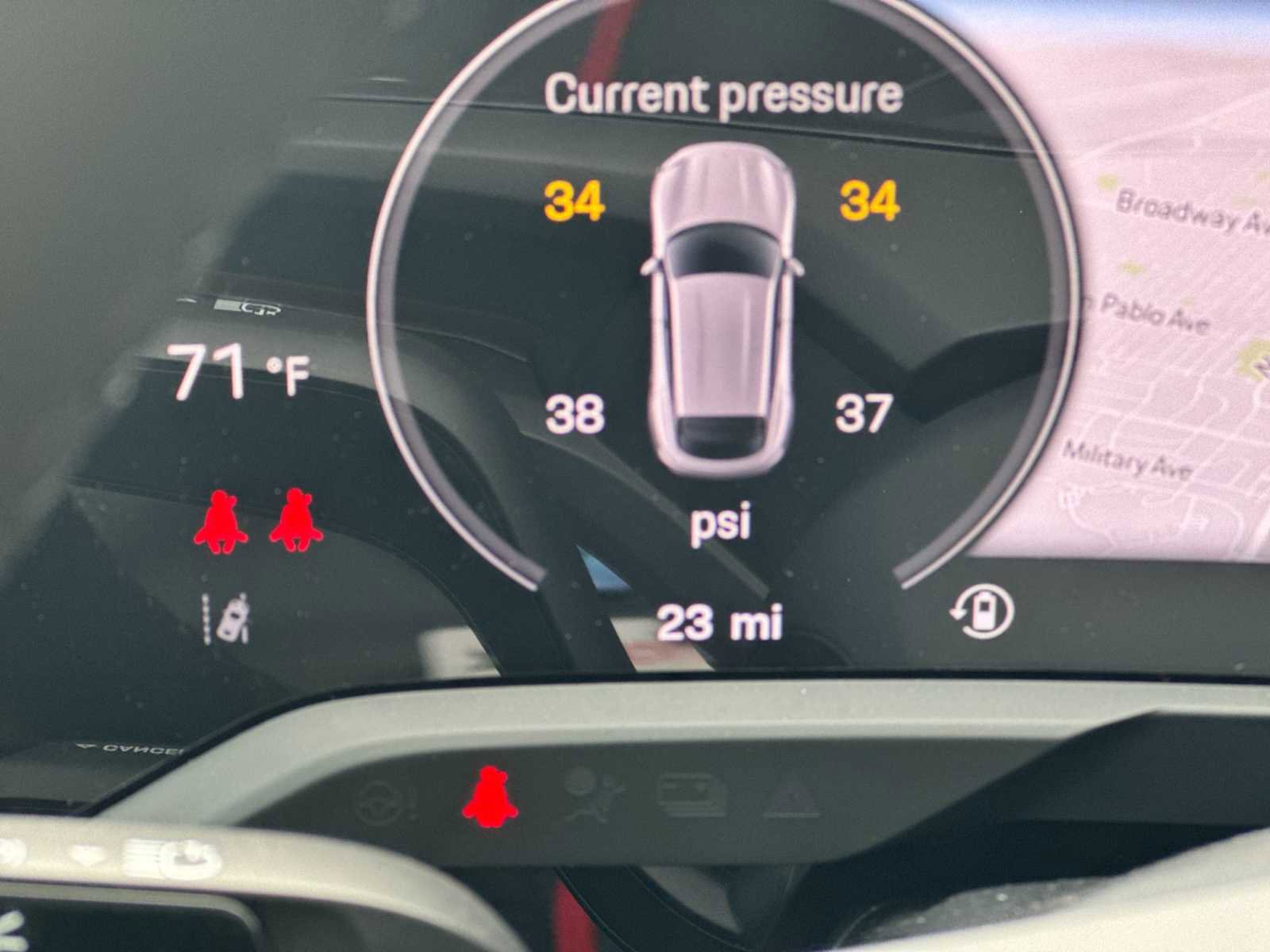 New 2025 Porsche Taycan 4 Cross Turismo image 26