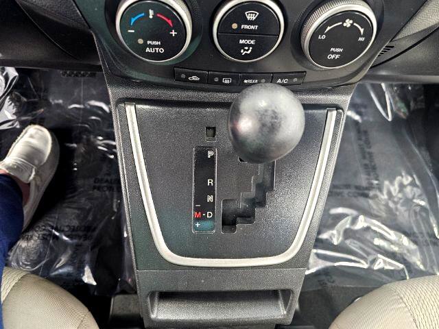 Used 2015 MAZDA MAZDA5 Sport image 17