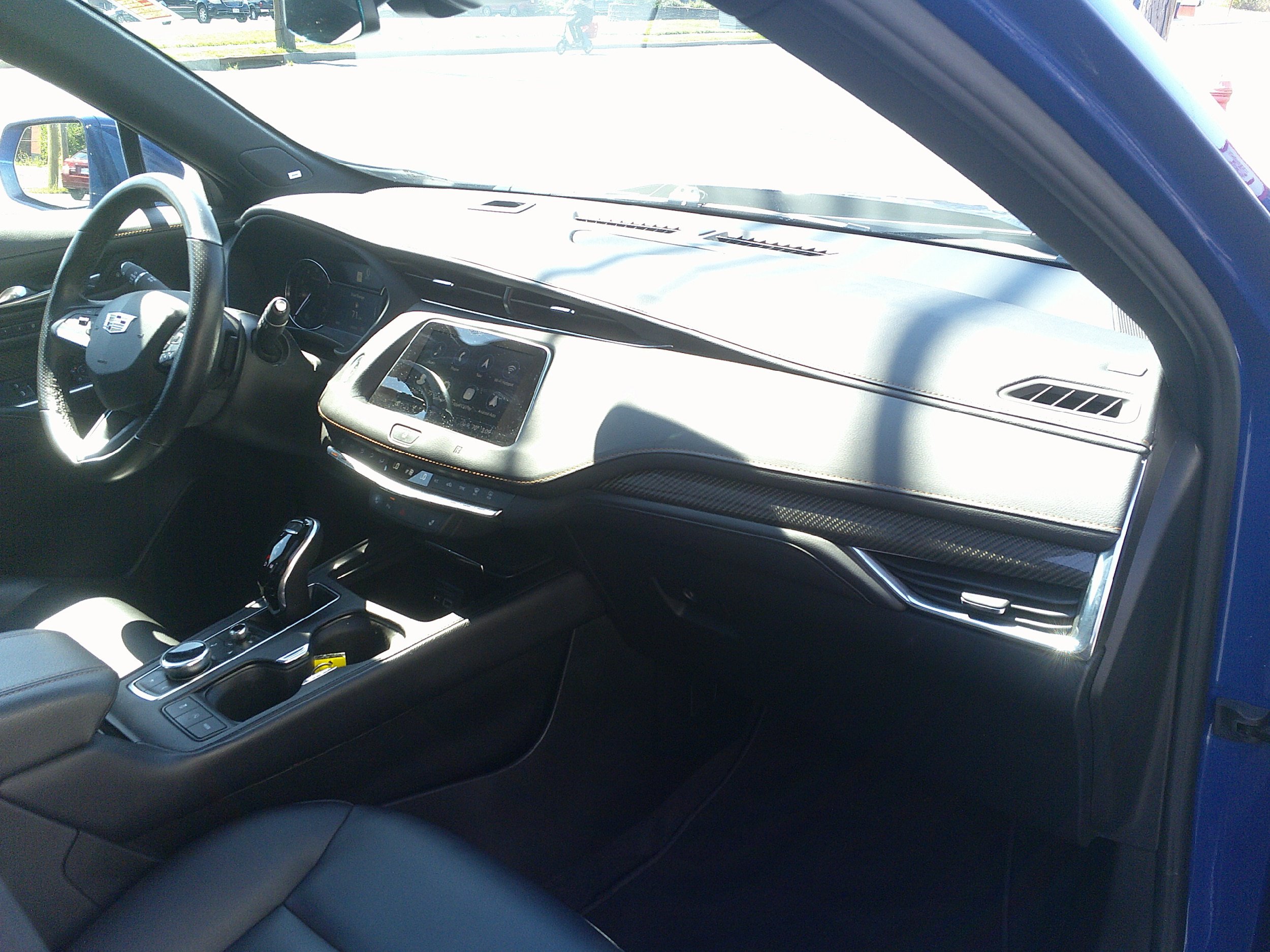Used 2021 Cadillac XT4 Sport w/ Cold Weather Package AWD/4WD image 30
