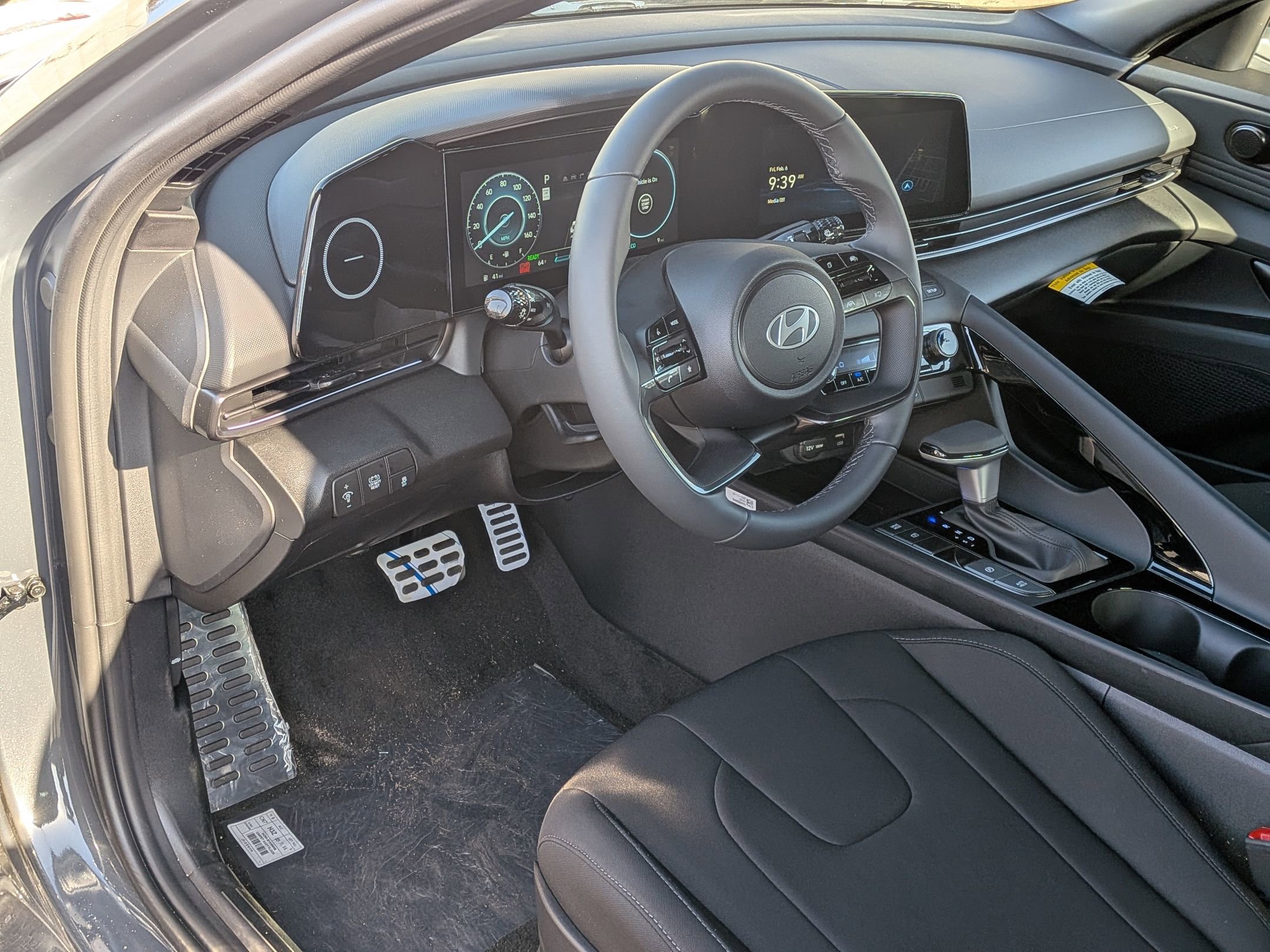 New 2026 Hyundai Elantra Sport FWD image 8