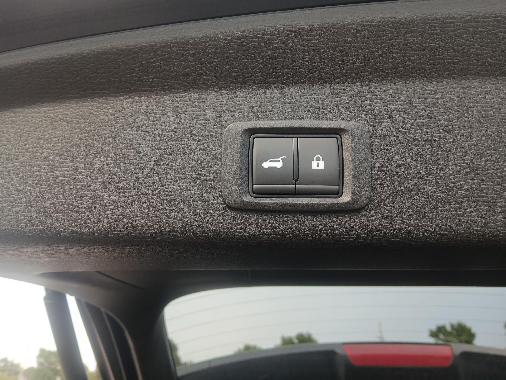Used 2025 Mitsubishi Outlander SE AWD/4WD image 18