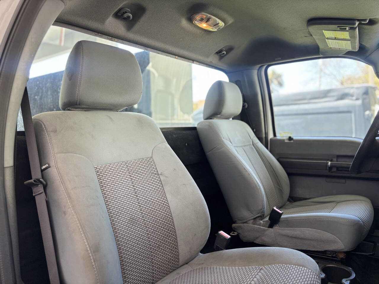 Used 2011 Ford F550 4X2 2dr Regular Cab 140.8 200. w/ Payload Upgrade Pkg image 21