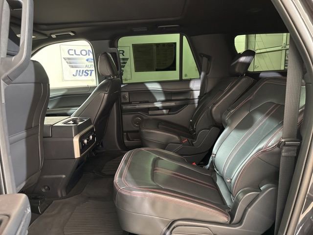 Used 2024 Ford Expedition Max Limited image 18