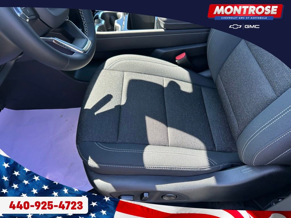New 2026 Chevrolet Traverse LT w/ Sun and Wheel Package FWD image 17