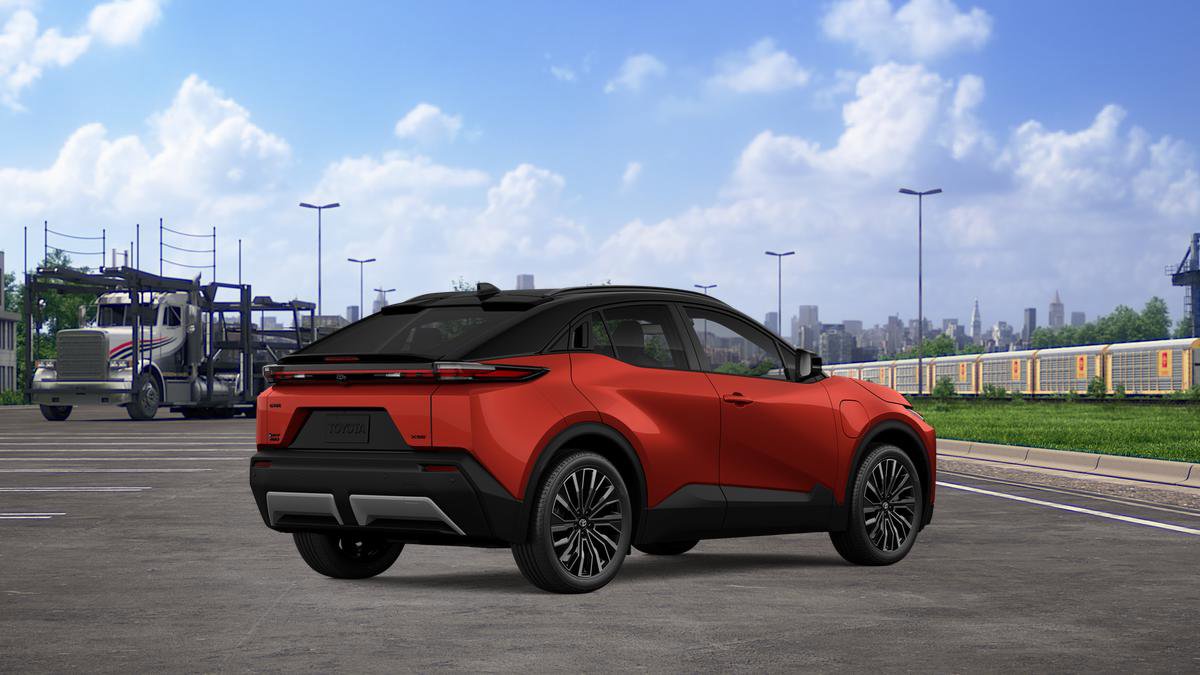 New 2026 Toyota C-HR image 12
