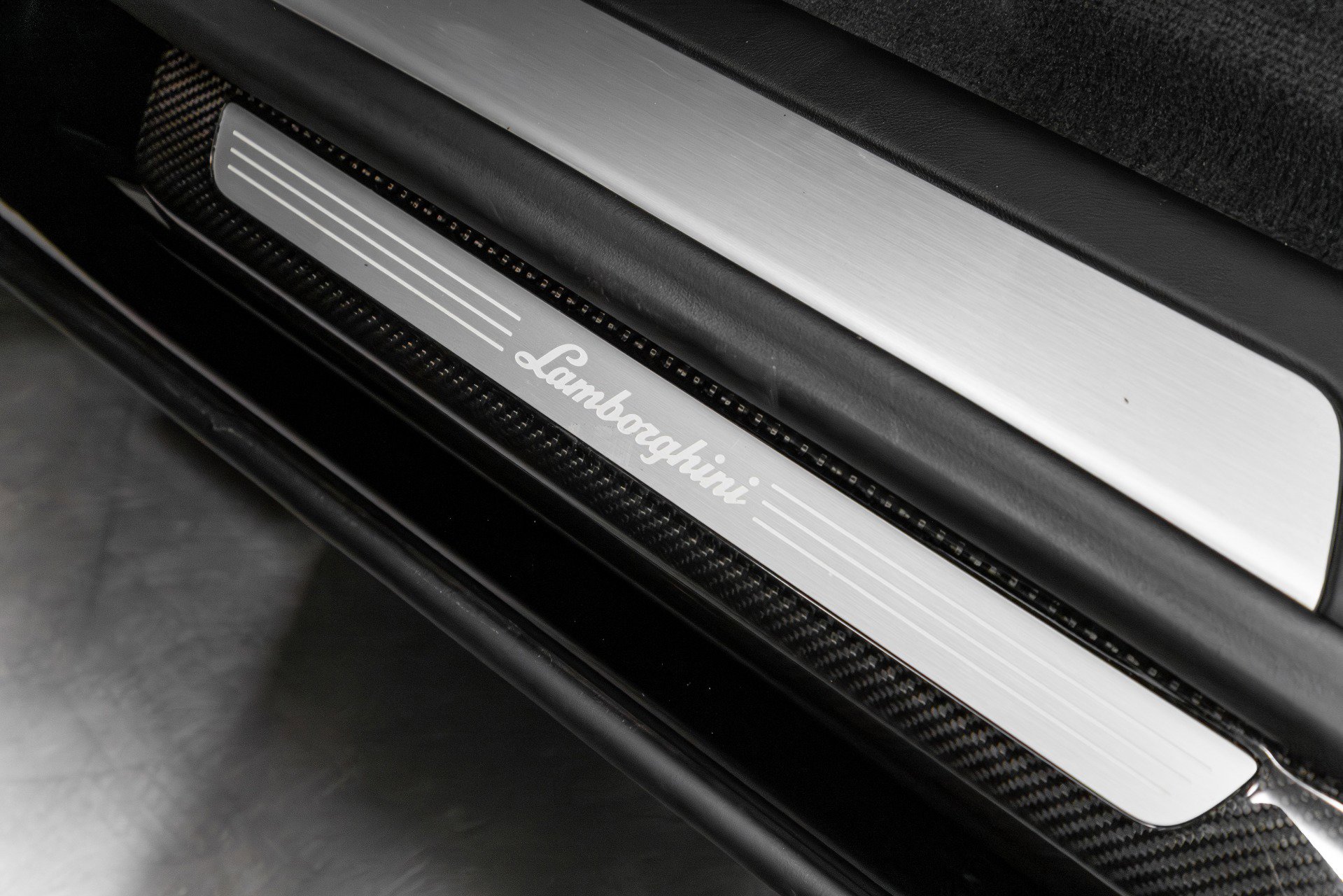 Used 2022 Lamborghini Urus image 65