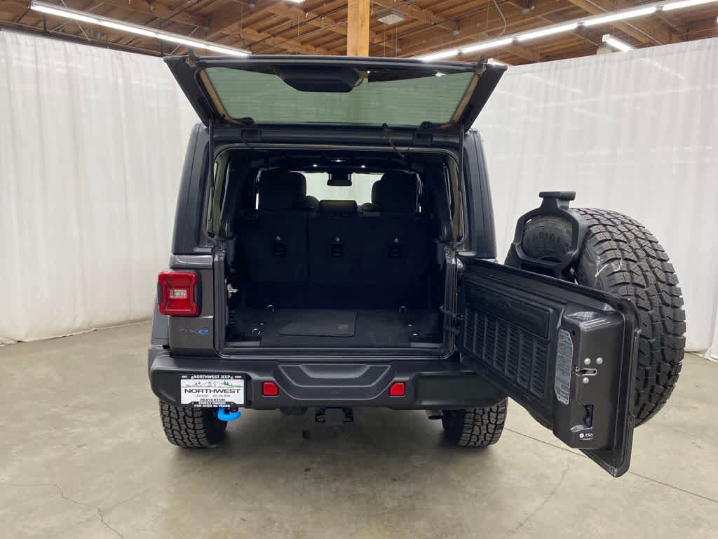 Used 2024 Jeep Wrangler Unlimited Rubicon 4xe AWD/4WD image 29