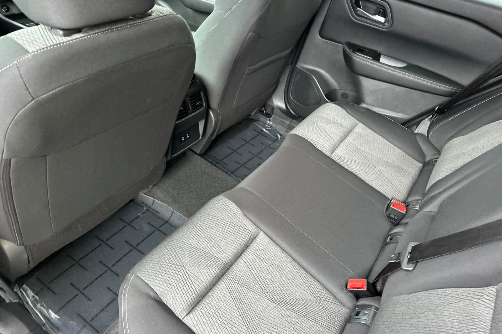 New 2026 Nissan Rogue SV AWD/4WD image 4