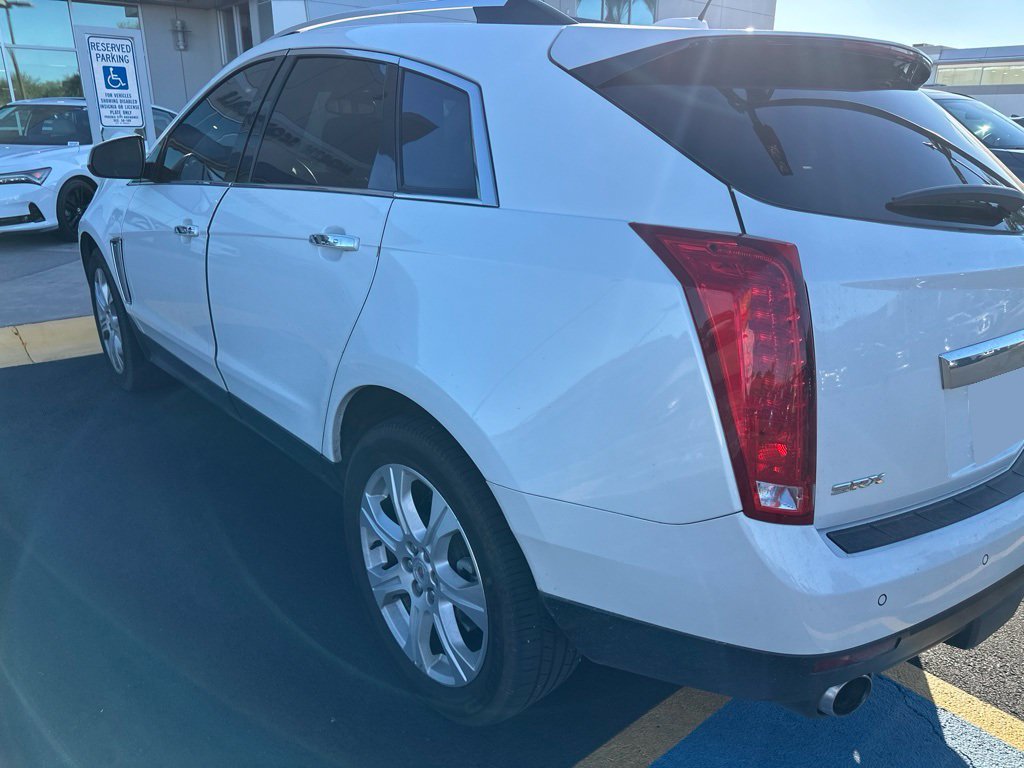 Used 2015 Cadillac SRX Premium w/ Driver Assist Package FWD image 5
