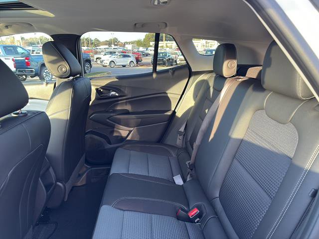 New 2026 Chevrolet Trax LT w/ Sunroof Package image 12