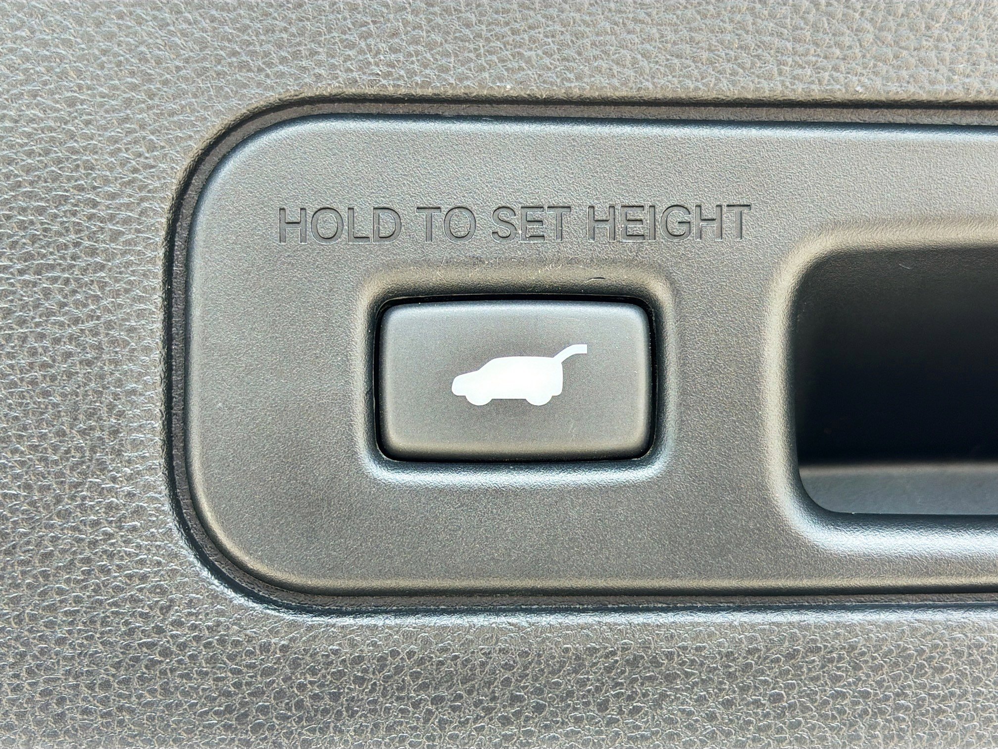 Used 2022 Acura MDX FWD w/ Technology Package image 12