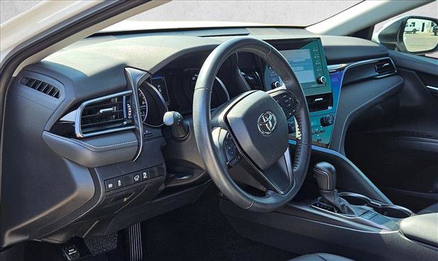 Used 2023 Toyota Camry SE w/ Convenience Package FWD image 9