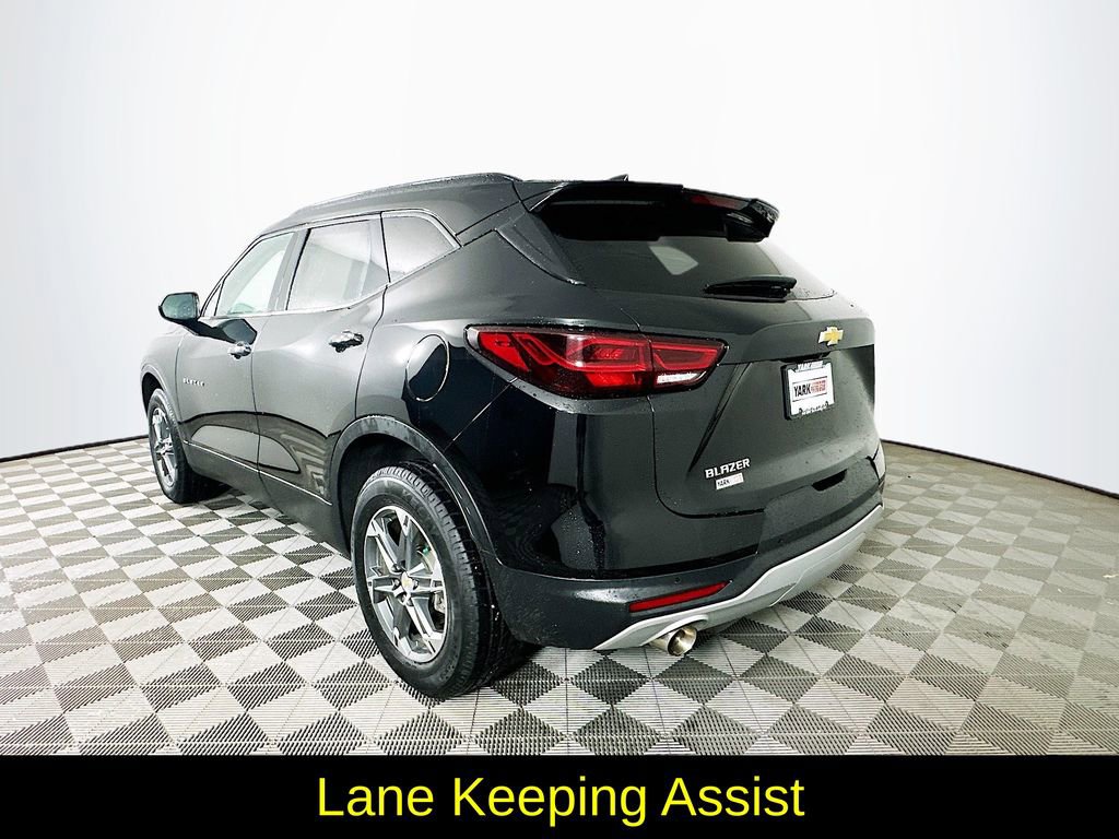 Used 2024 Chevrolet Blazer LT w/ Convenience Package FWD image 7