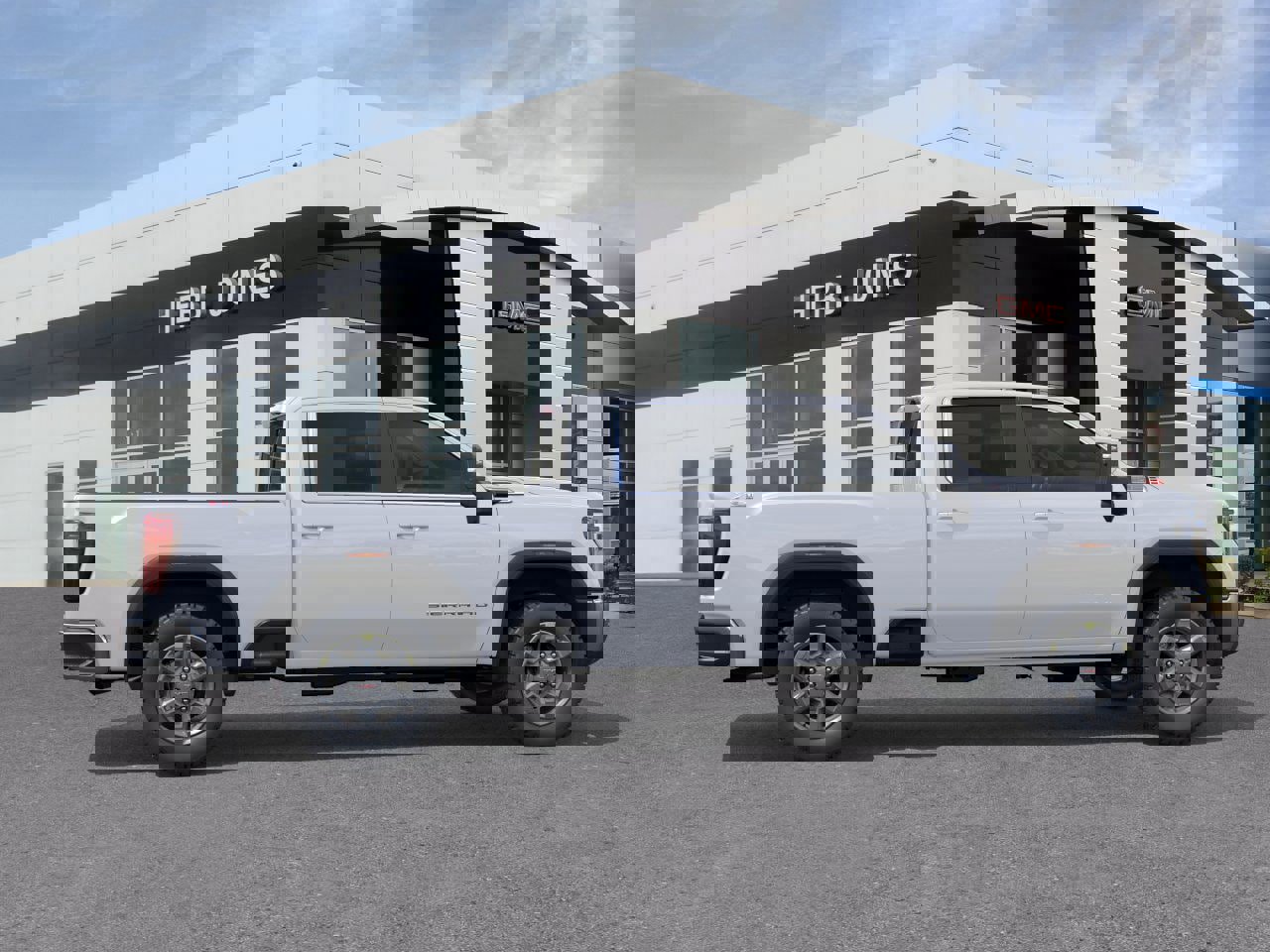 New 2026 GMC Sierra 2500 SLE w/ SLE Value Package; image 5