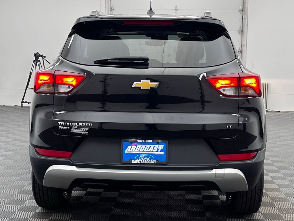 Used 2023 Chevrolet TrailBlazer LT AWD/4WD image 8