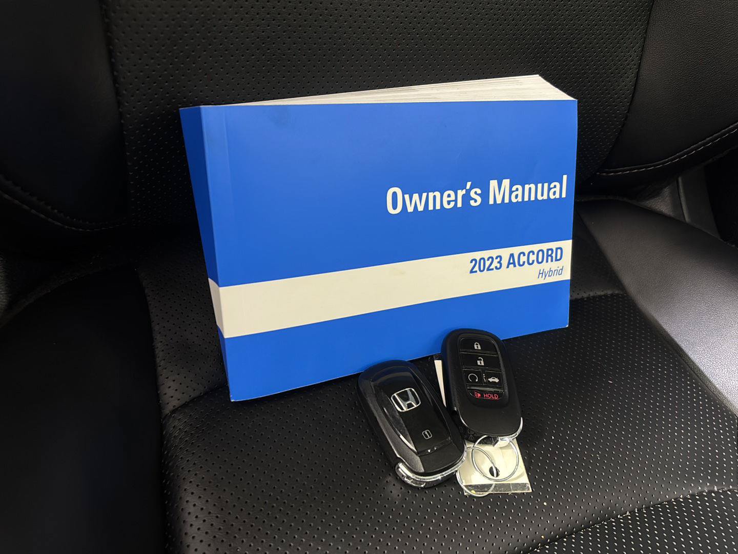 Used 2023 Honda Accord Touring image 15