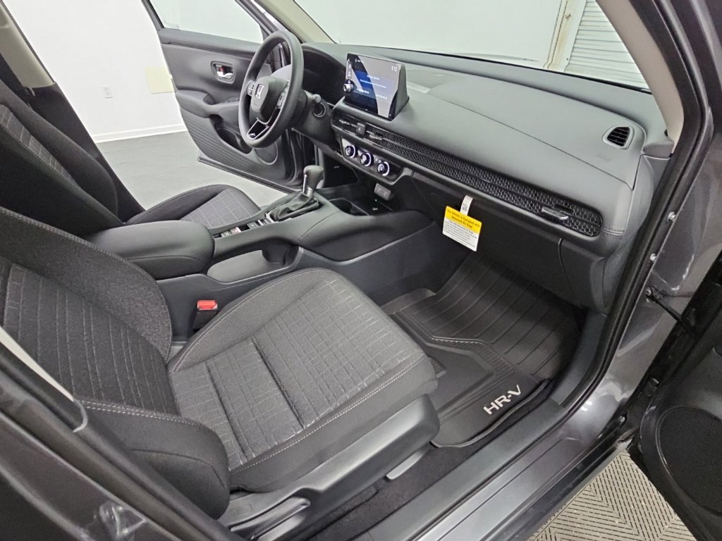 New 2027 Honda HR-V LX image 33