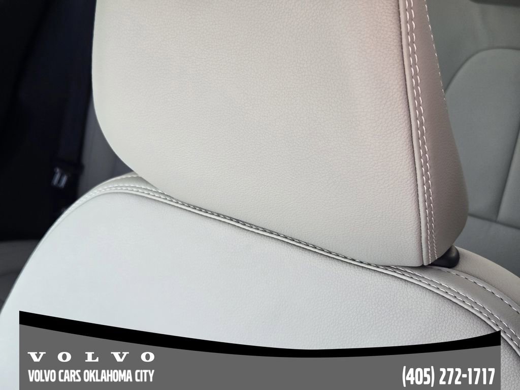 New 2026 Volvo XC40 B5 Plus w/ Protection Package Premier image 16