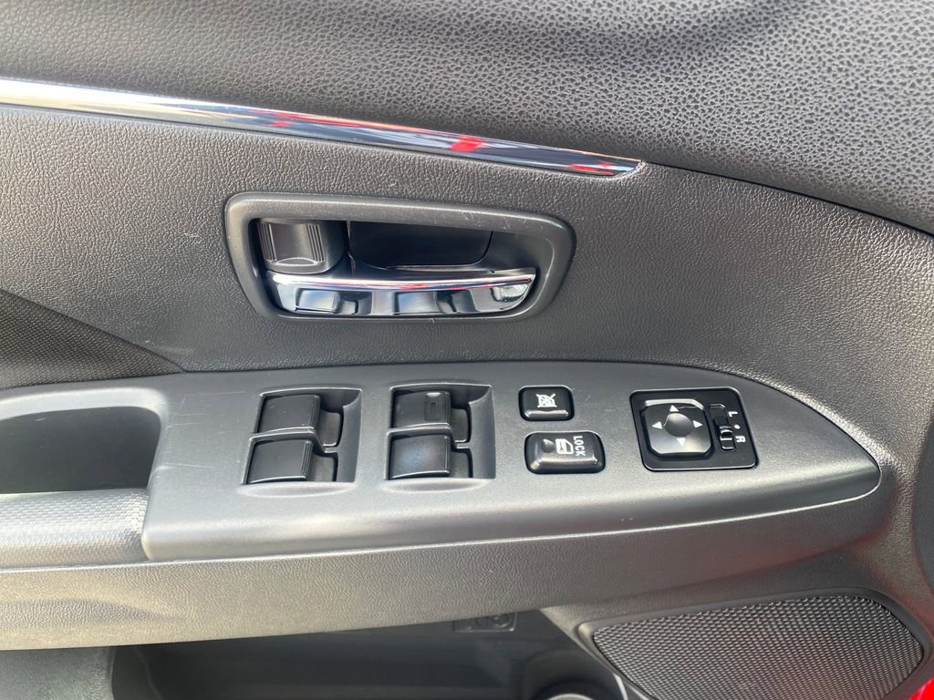 Used 2025 Mitsubishi Outlander Sport ES image 13