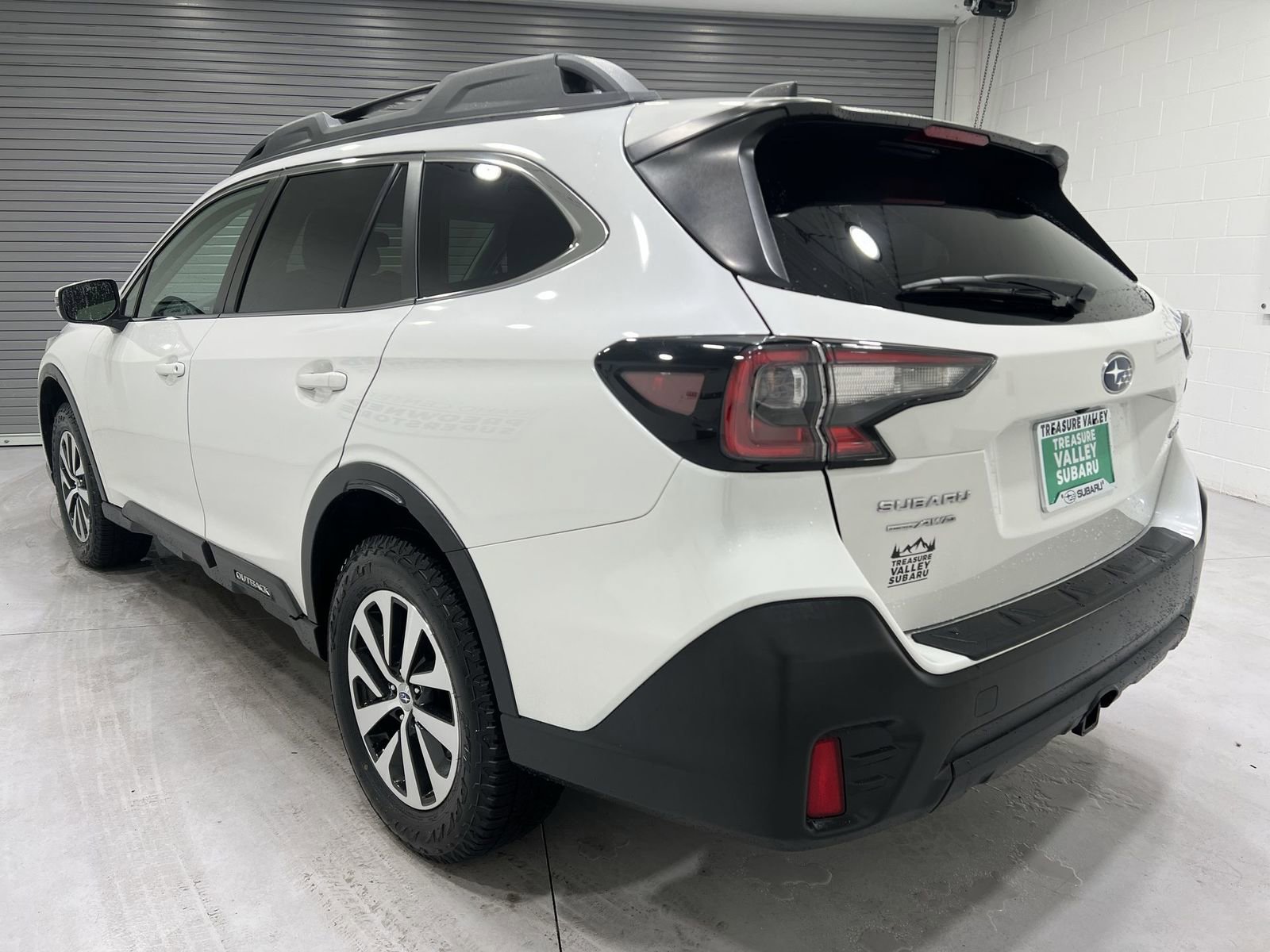 Used 2022 Subaru Outback Premium image 6
