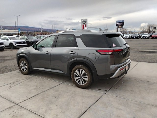 Used 2022 Nissan Pathfinder SL image 6