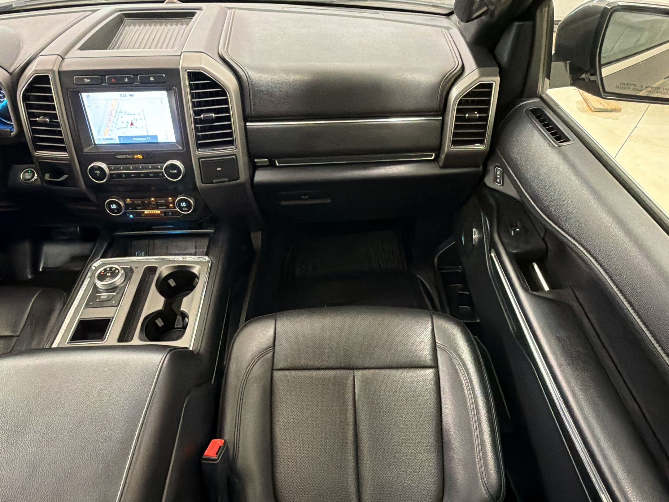 Used 2021 Ford Expedition Max XLT RWD image 33
