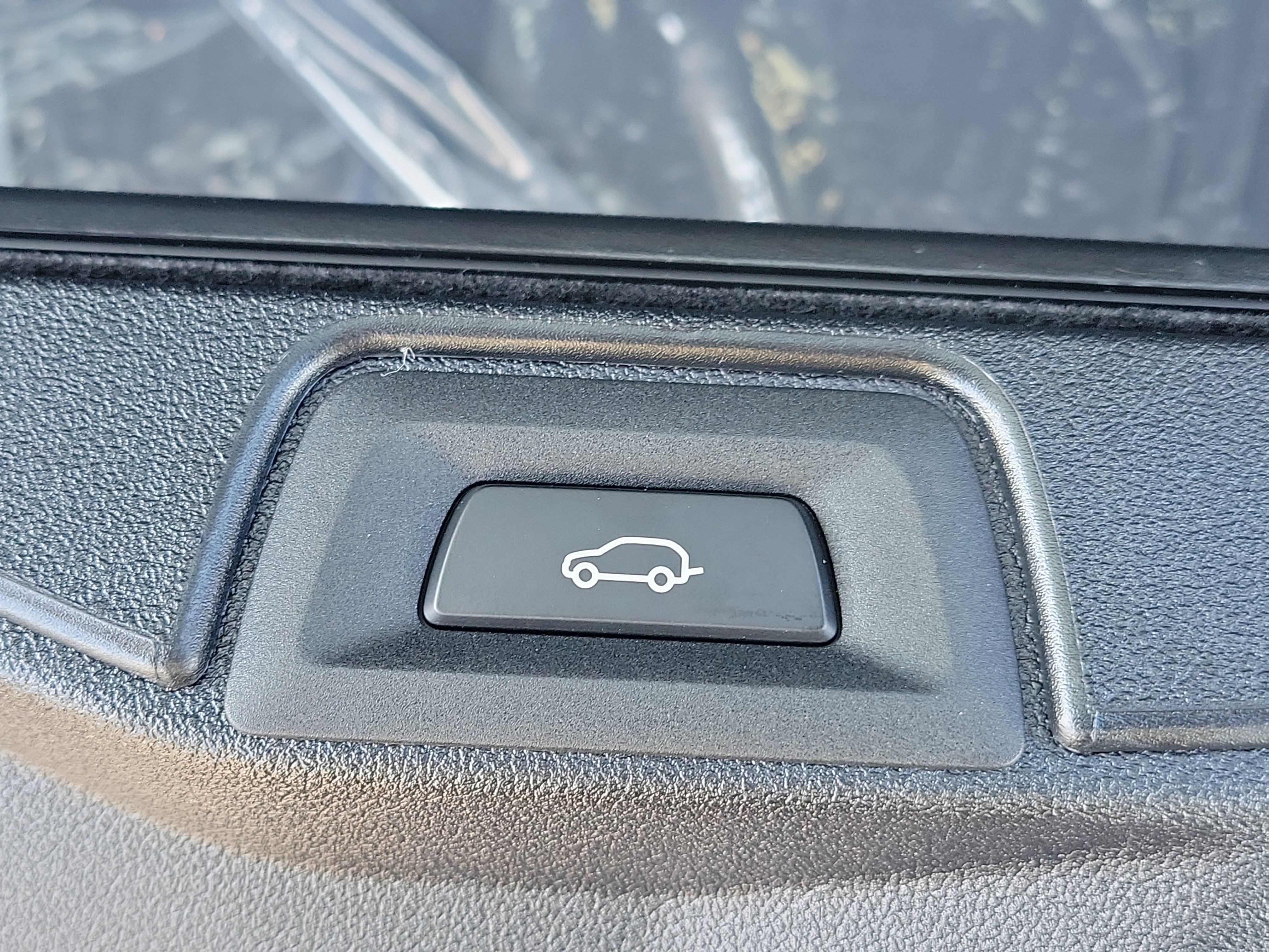 New 2026 BMW X5 sDrive40i w/ Climate Comfort Package image 10