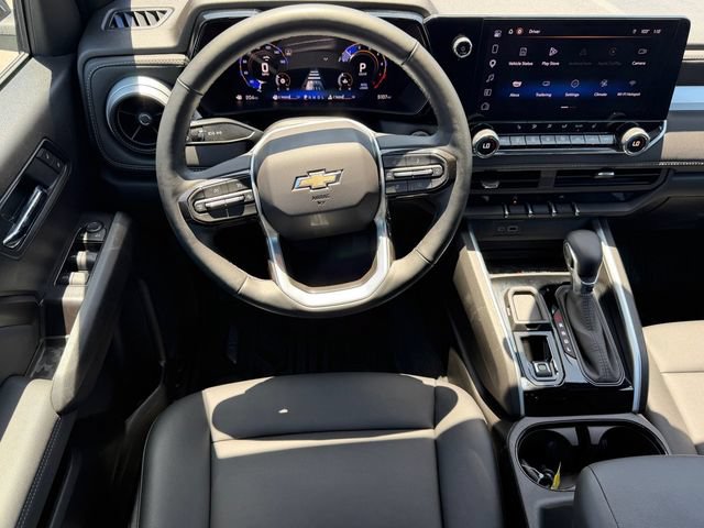 Used 2025 Chevrolet Colorado LT w/ LT Convenience Package RWD image 18