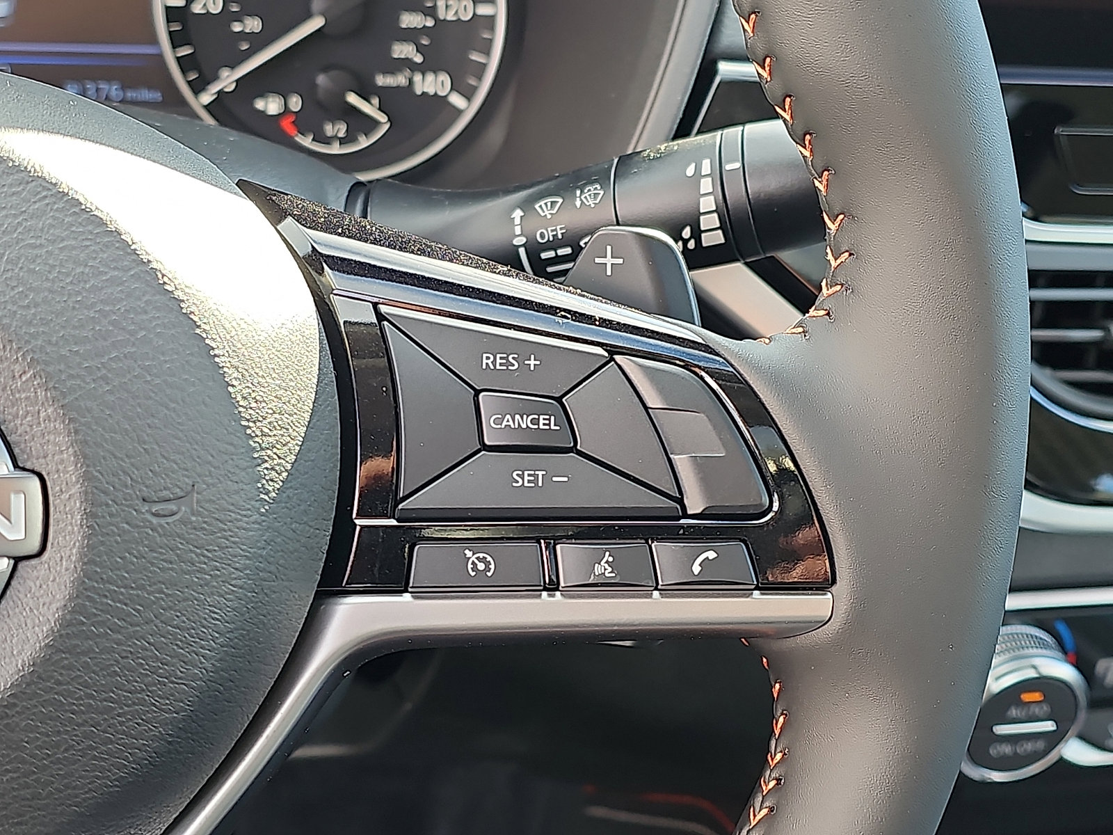 Used 2025 Nissan Altima 2.5 SR w/ SR Premium Package image 23