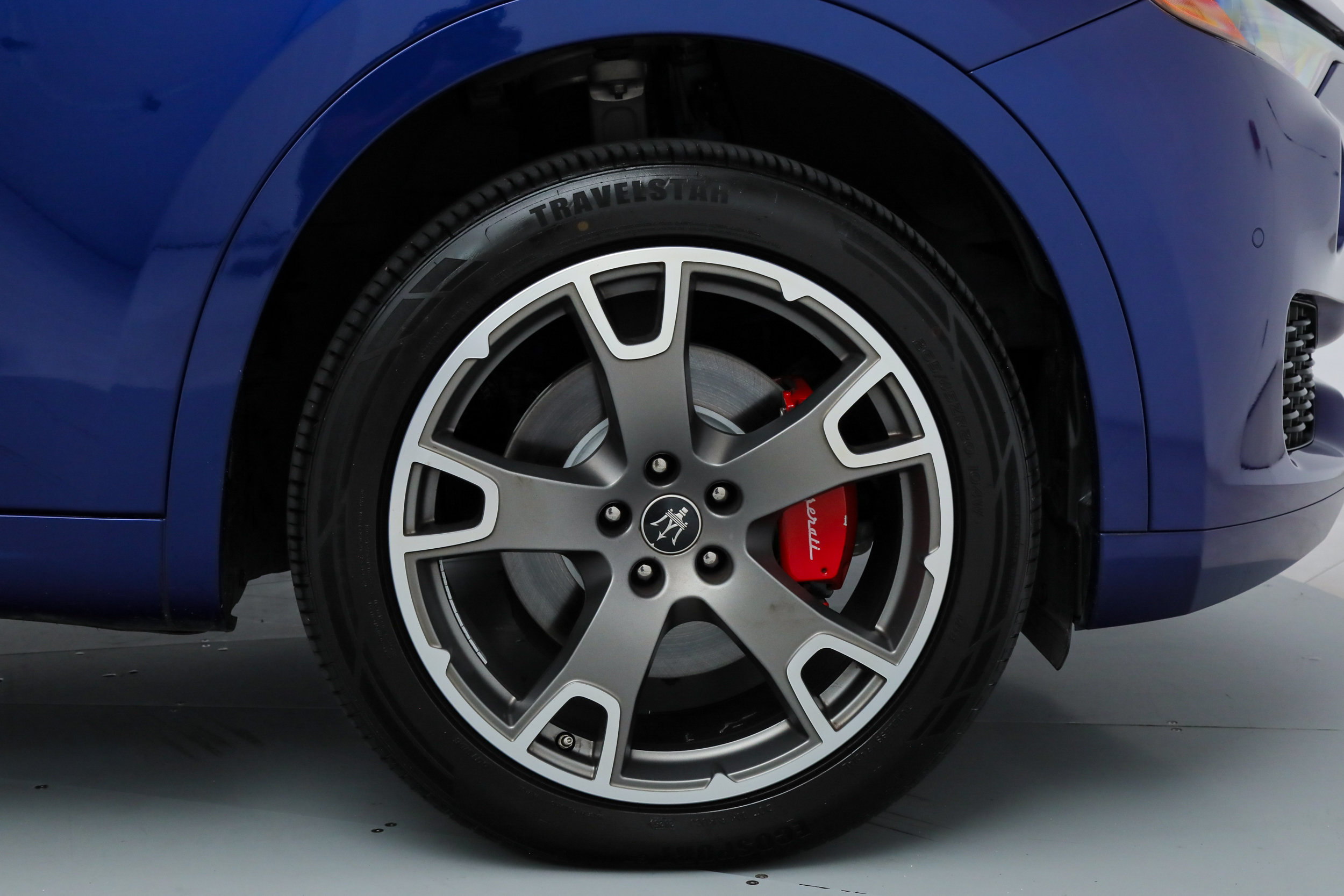 Certified 2023 Maserati Levante GT AWD/4WD image 21