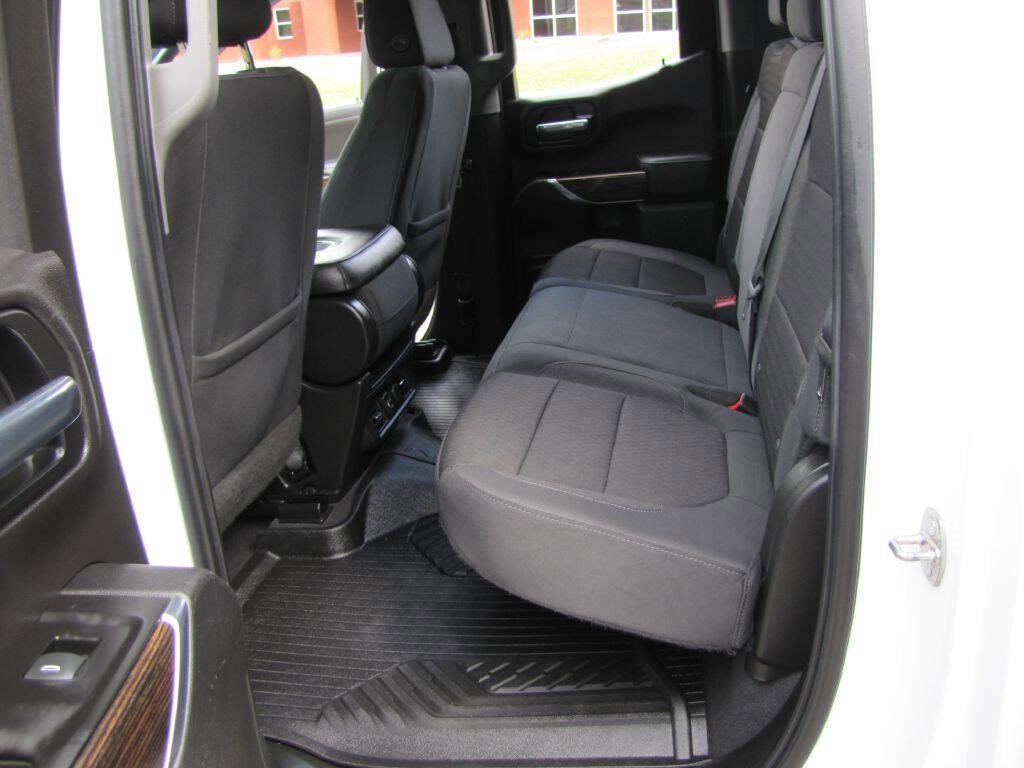Used 2020 GMC Sierra 1500 Elevation w/ Elevation Value Package image 17