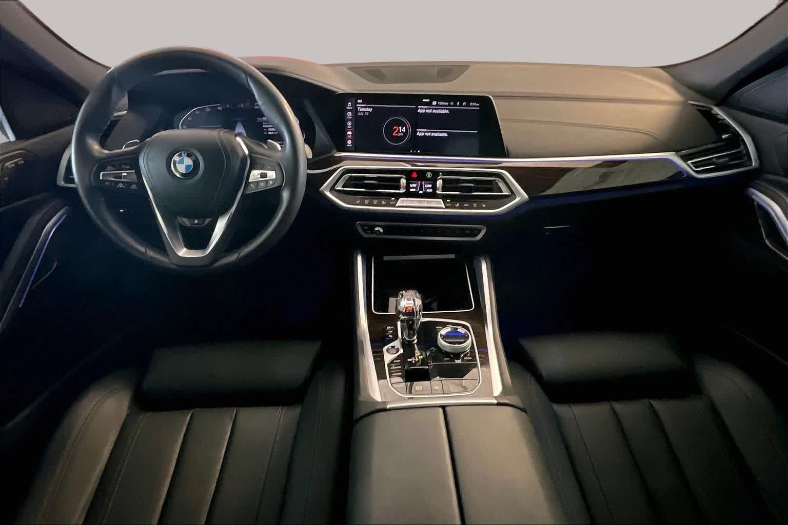 Used 2021 BMW X6 xDrive40i w/ Executive Package 2 AWD/4WD image 14