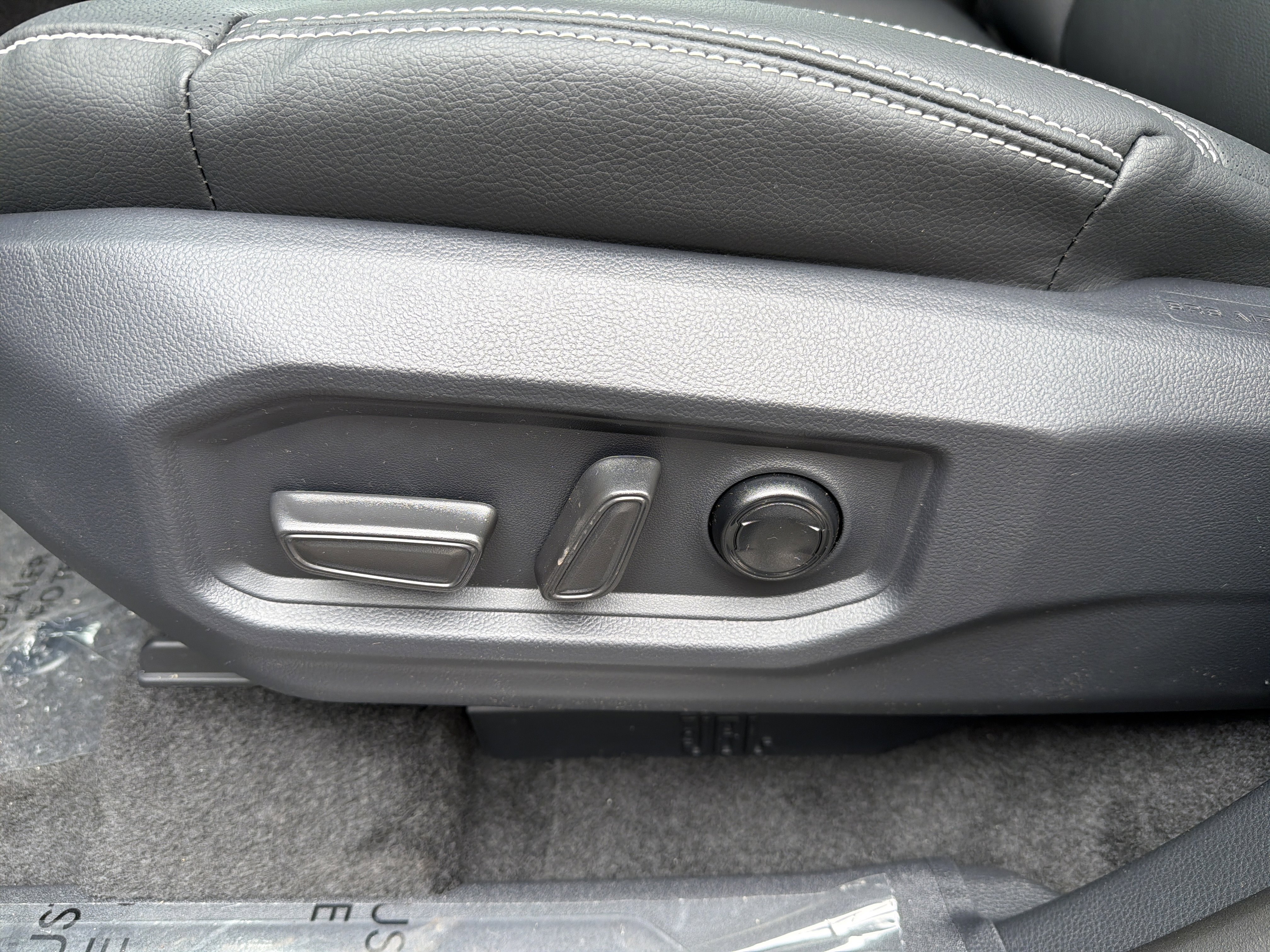 New 2026 Toyota Tundra Limited image 12