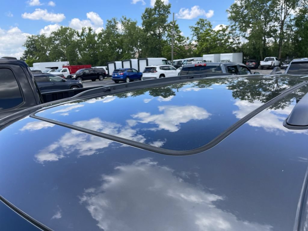 Used 2022 Jeep Grand Cherokee L Limited AWD/4WD image 3