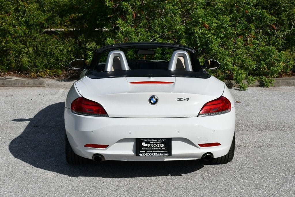 Used 2012 BMW Z4 sDrive35i RWD image 5