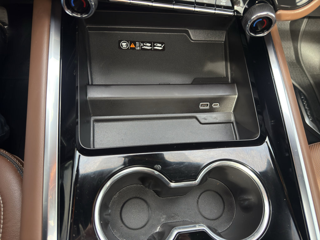 Used 2026 Chevrolet Suburban High Country w/ Sun And Tow Package image 24