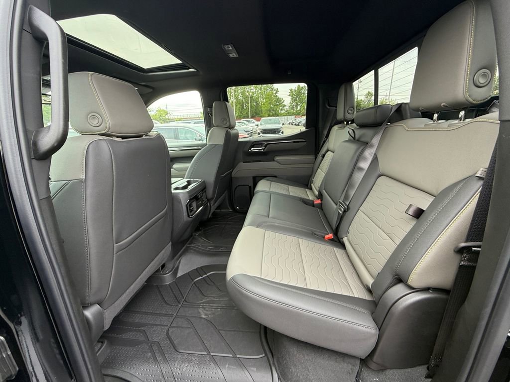 New 2026 Chevrolet Silverado 1500 ZR2 w/ LPO, Dark Essentials Package AWD/4WD image 29