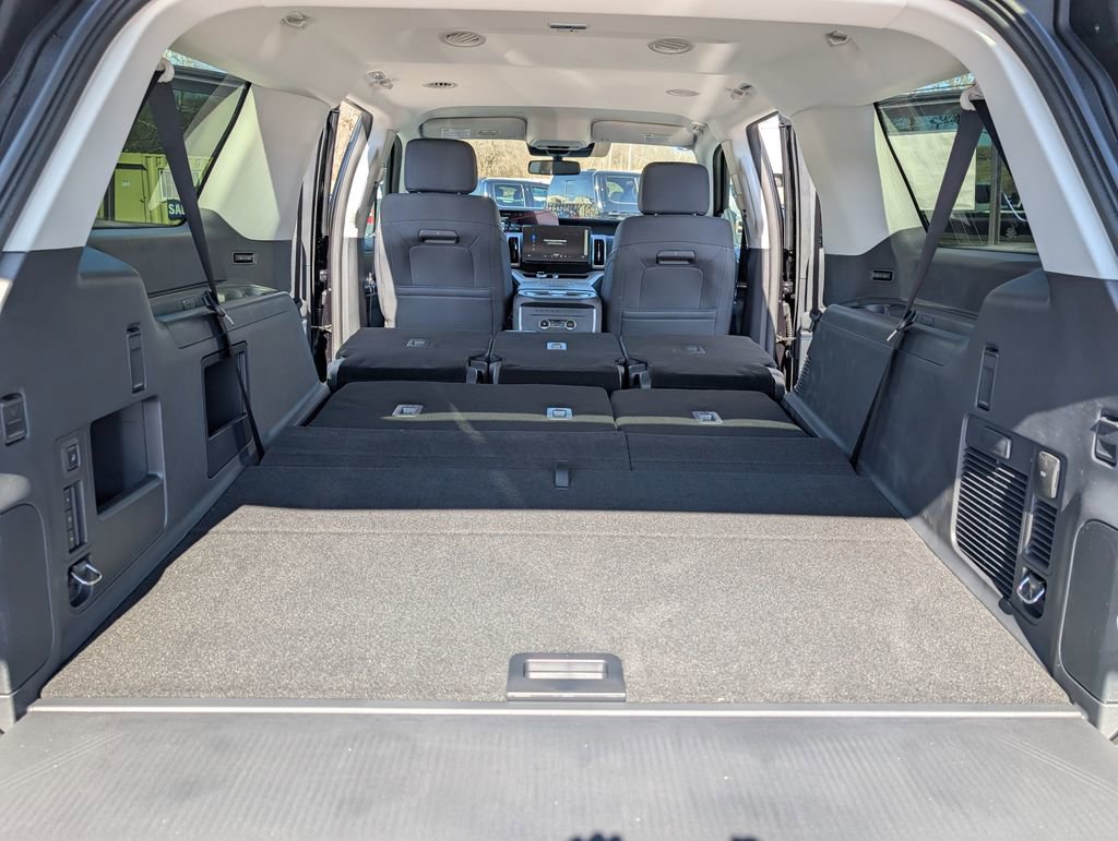 Used 2026 Ford Expedition Max Active RWD image 18