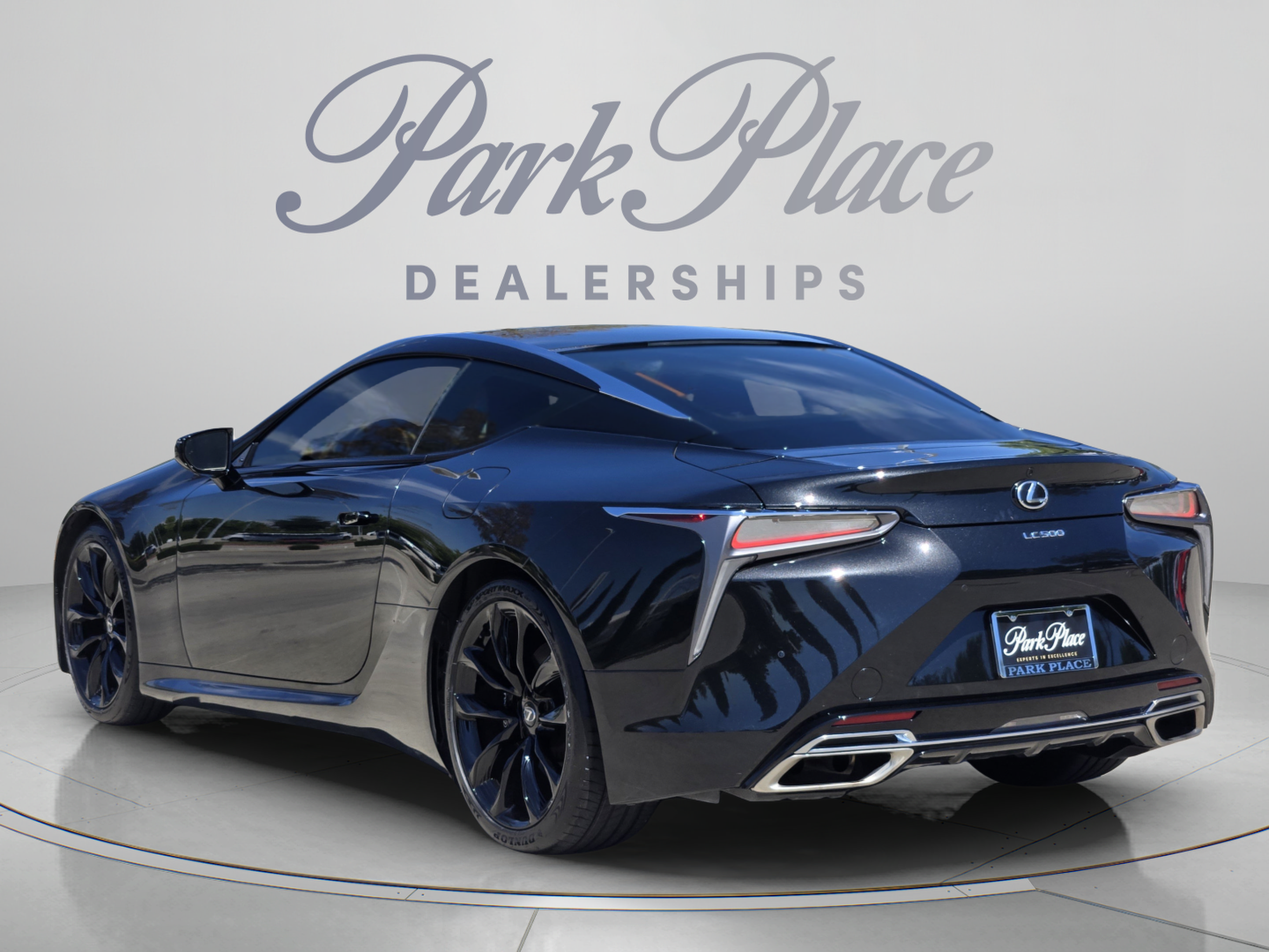 Certified 2024 Lexus LC 500 Coupe w/ Dynamic Handling Package RWD image 3