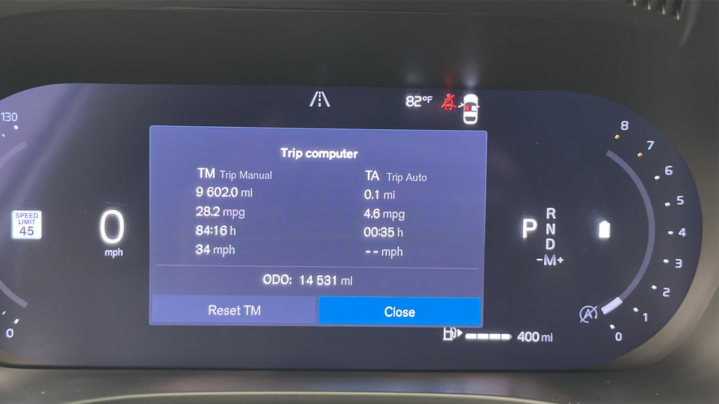 Used 2026 Volvo XC60 B5 Plus AWD/4WD image 17