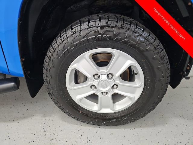 Used 2021 Toyota Tundra SR5 w/ SR5 Upgrade Package AWD/4WD image 9