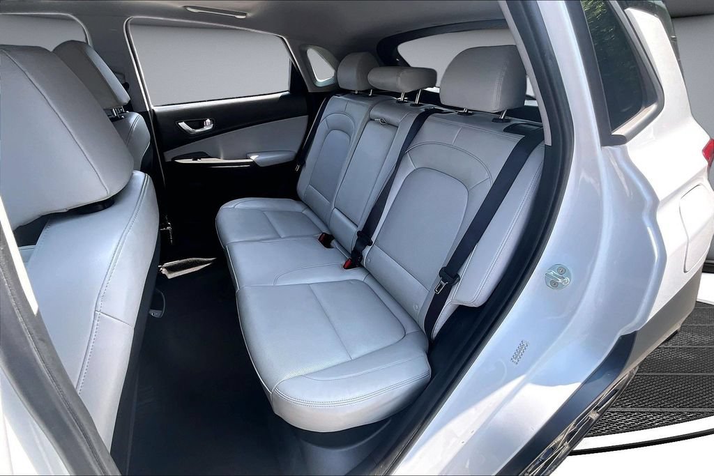Used 2023 Hyundai Kona Limited AWD/4WD image 22