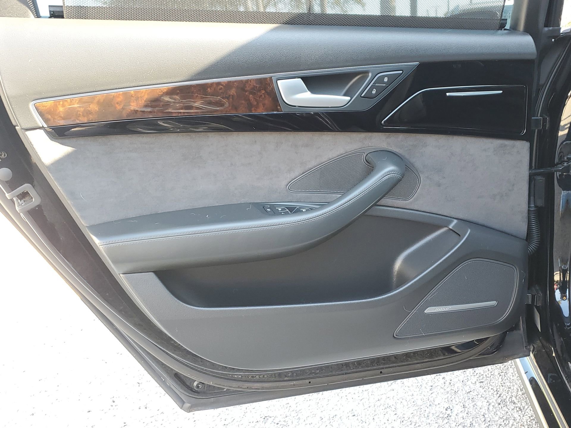 Used 2018 Audi A8 L 3.0T w/ Executive Package image 18