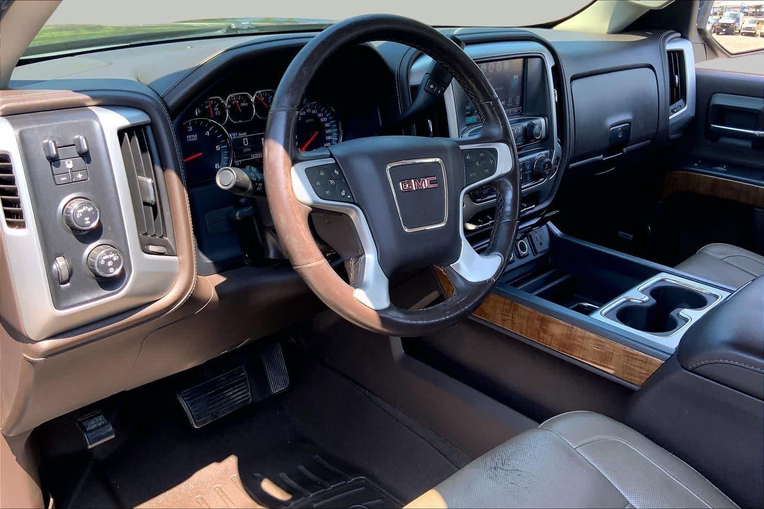 Used 2017 GMC Sierra 1500 SLT AWD/4WD image 18