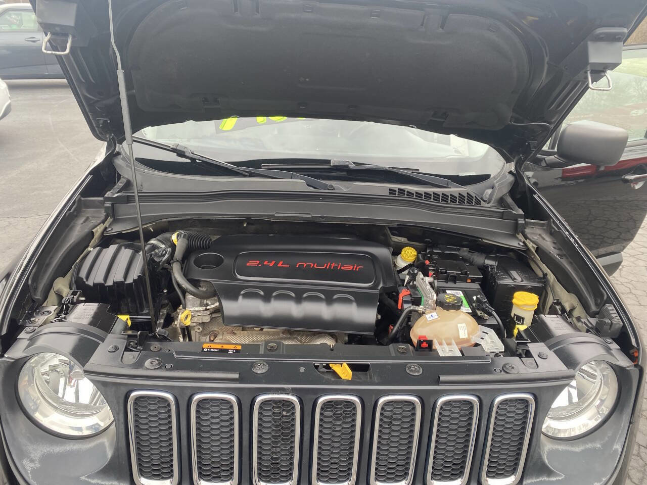 Used 2017 Jeep Renegade Sport w/ Power & Air Group image 20