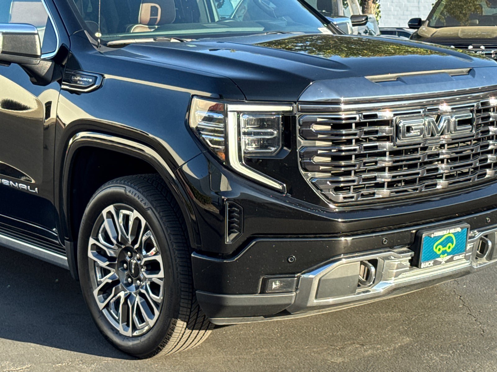 Certified 2023 GMC Sierra 1500 Denali Ultimate AWD/4WD image 5
