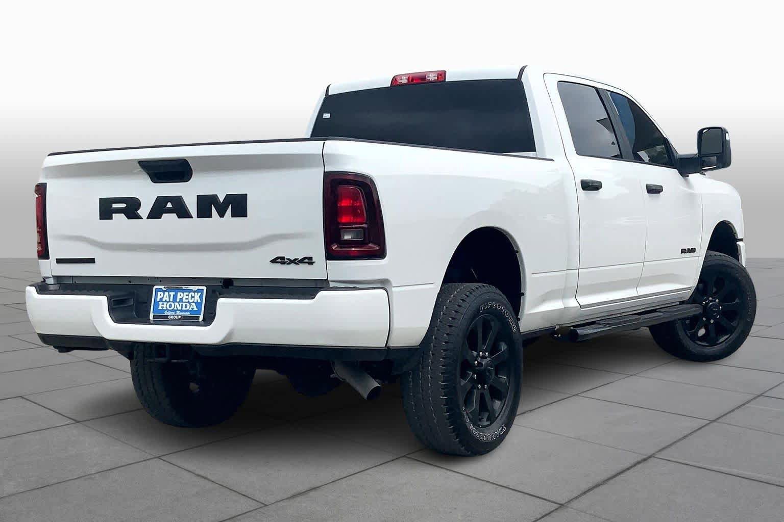 Used 2025 RAM 2500 Big Horn AWD/4WD image 22